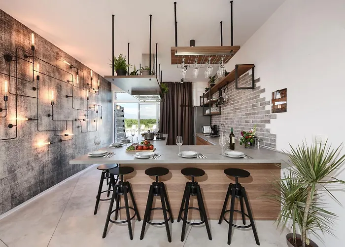 Mendula Вилла Нин