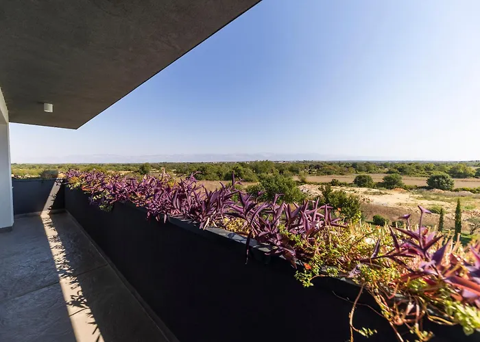 Mendula Вилла Нин