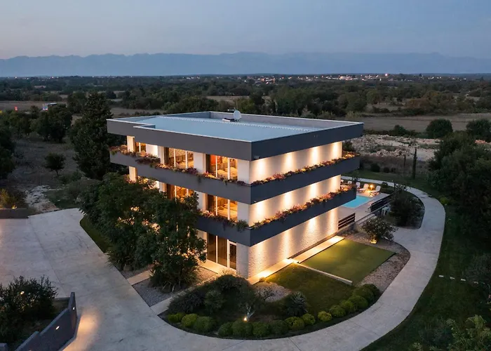 Βίλα Mendula Nin